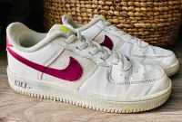 Nike Force1 Sneaker Turnschuhe weiß Gr. 35 Nordrhein-Westfalen - Remscheid Vorschau