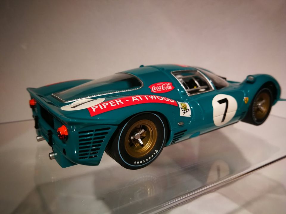 Carrera Digital 124 /Exclusiv Ferrari 330 P4 - Kyalami 1967 Nr.7 in Jördenstorf