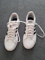 Sneaker Adidas, weiß, Gr. 39 1/3 Bayern - Aichach Vorschau