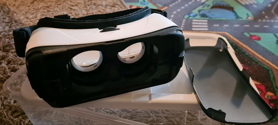 VR Brille Samsung Gear VR oculus in Königswinter