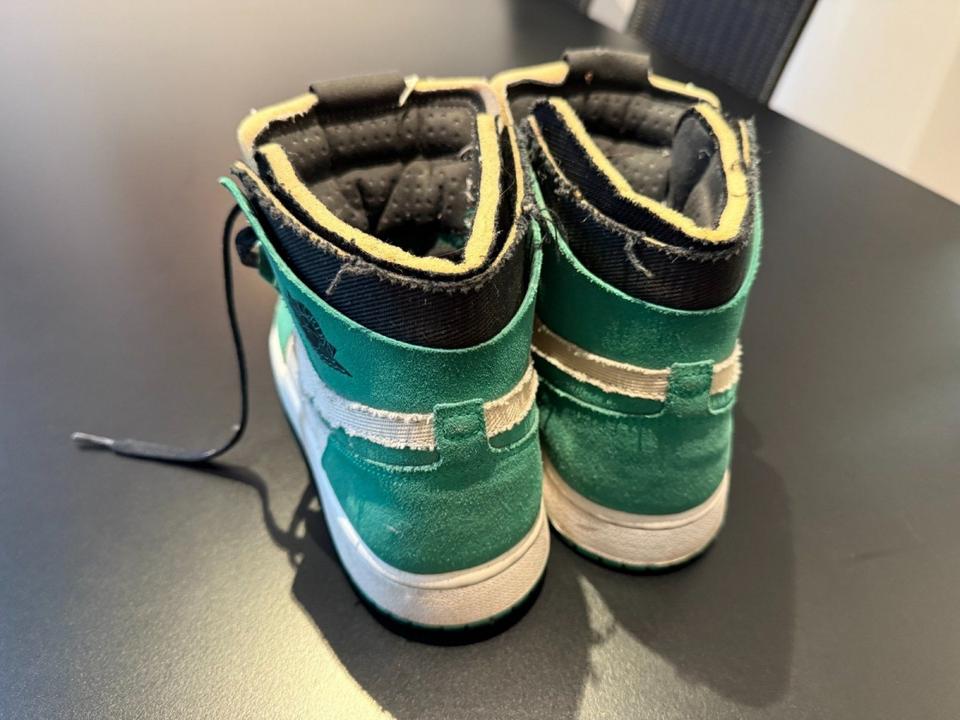 Nike Air Jordan 1 High Zoom CMFT “Stadium Green” Sneaker in Hannover