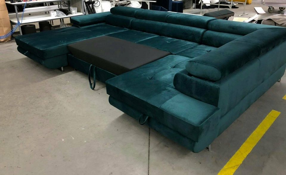 GROSSE ECKSOFA WILD - U  350 cm. Kostenlose Lieferung in Kaiserslautern