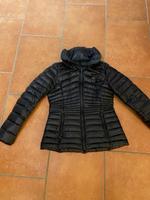 Blauer USA Steppjacke schwarz M Neuwertig Hessen - Herborn Vorschau