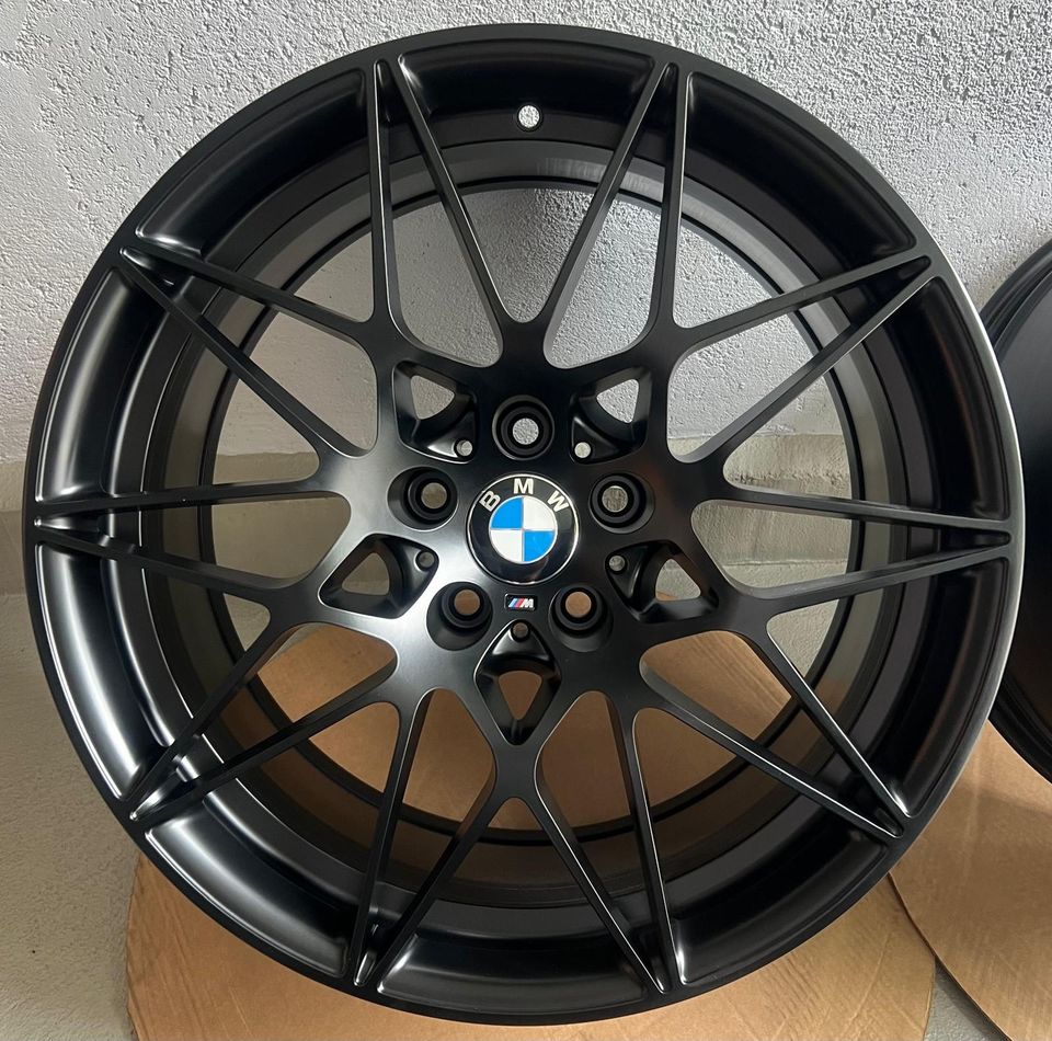 *Wie Neu* 4 Original BMW M3 F80 M4 F82 F83 M666 Felgen 20 Zoll in Solingen