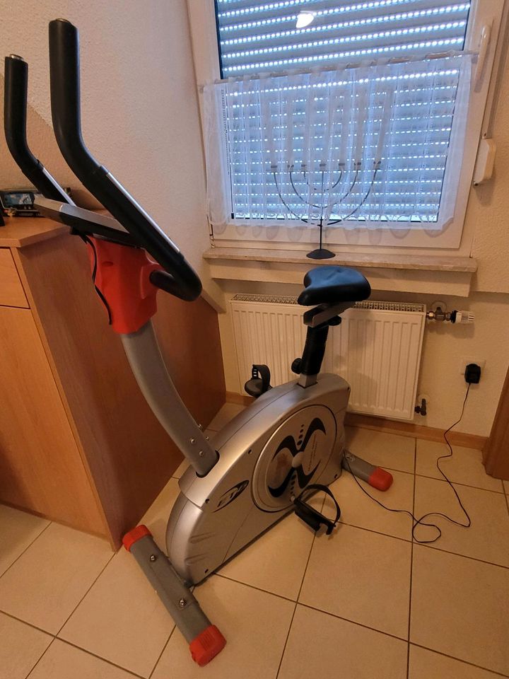 Ergometer-Heimtrainer in Neubörger