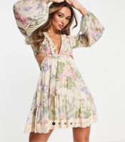 ASOS Kleid Zimmermann Zara Blumen Volant spitze 36 S rückenfrei Niedersachsen - Harsefeld Vorschau