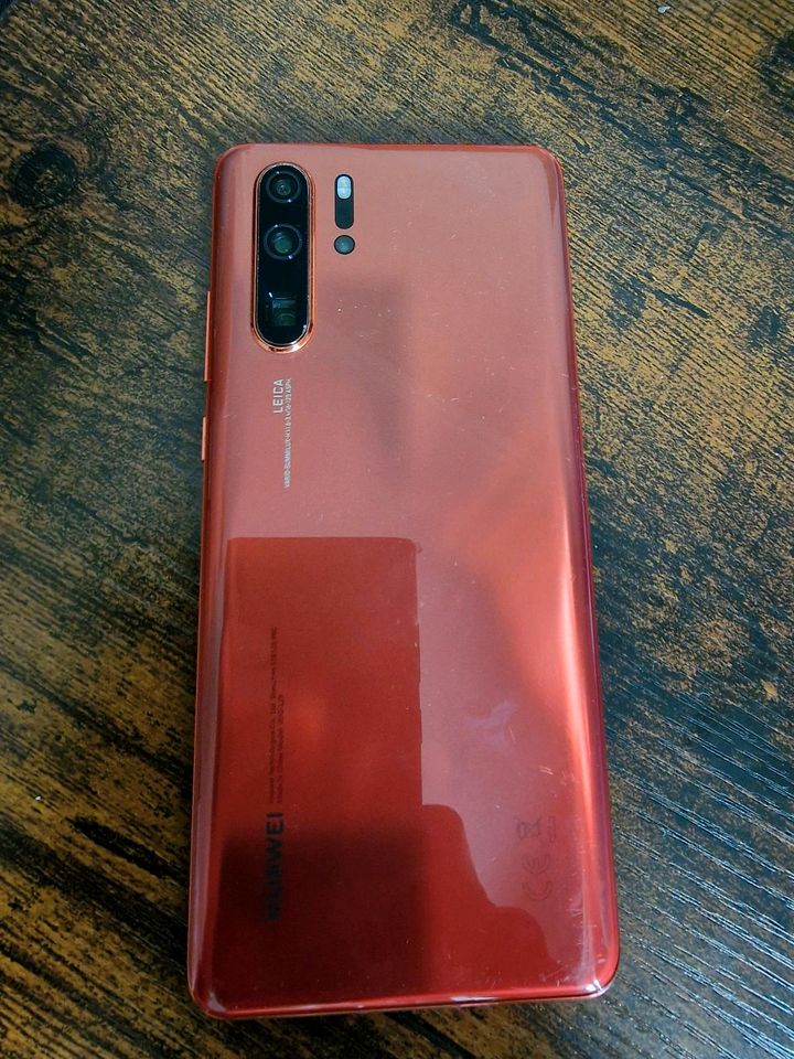 Huawei P30 pro 128GB 8GB Display in Freiberg