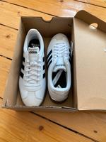 NEU Adidas Sneaker VL Court Base Sportschuhe Hessen - Darmstadt Vorschau