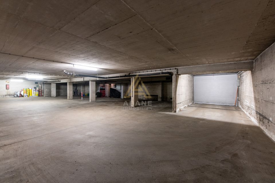 VOLLSTÄNDIG SANIERT - AUFZUG - TIEFGARAGENSTELLPLATZ - SCHÖNEBERGER KIEZ in Berlin