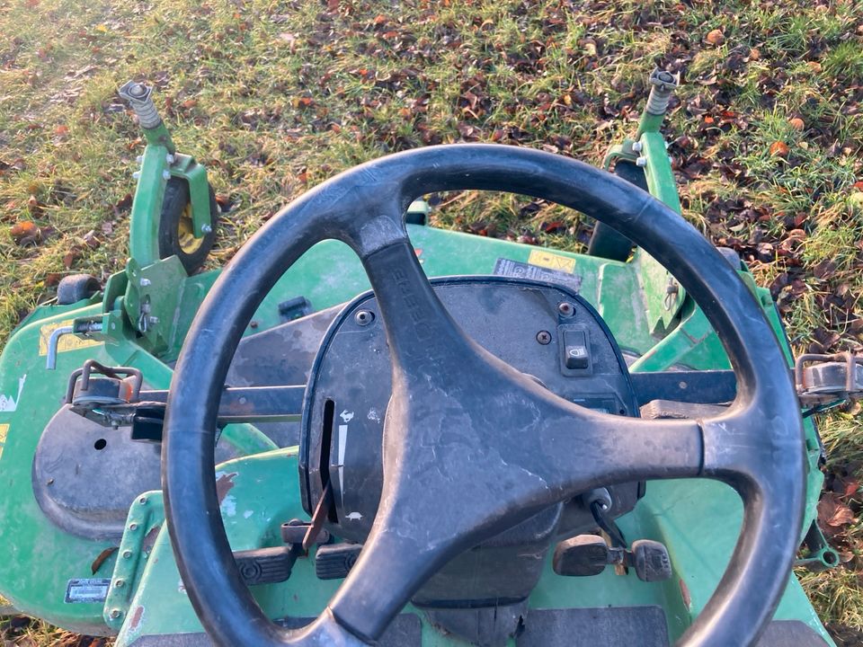 John Deere Frontmäher 1565 Allrad Diesel 72 Zoll Mulch mähwerk in Böblingen