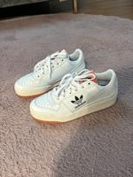 Adidas Sneaker Gr. 40 Bayern - Tegernsee Vorschau