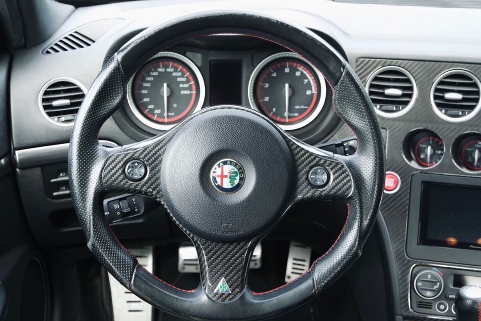 ALFA ROMEO 159 TBI*TI*CARBON*NOVITEC*BOSE*APPLECARPLAY in Bochum