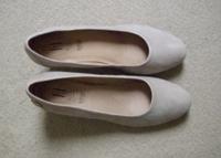 5th Avenue Pumps beiges Wildleder von Deichmann Gr. 39 Hessen - Wiesbaden Vorschau
