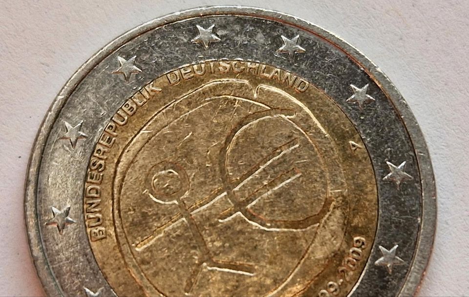 2 Euro Münze Strichmännchen BRD "A" 2009, abgeschnittene Schrift in Erfurt