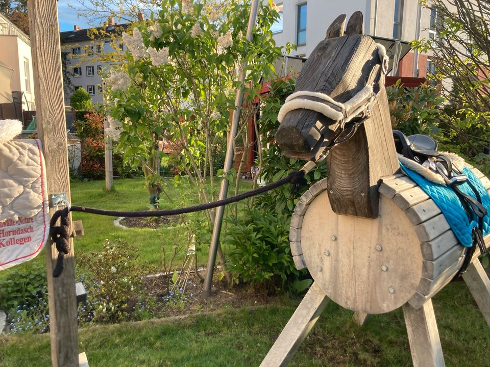 Holzpferd Garten /Unikat in Dreieich
