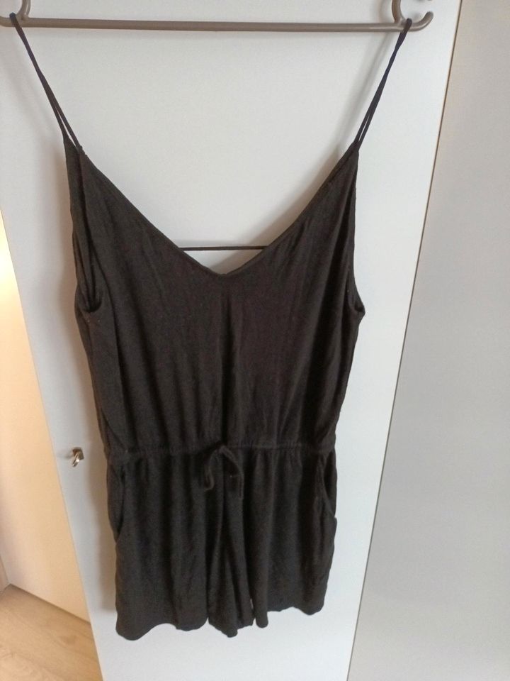 Damen Jumpsuit gr.M in Herford