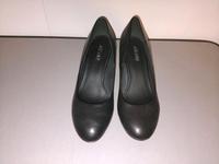 Gr. 36 ARIANE schwarze Pumps Herzogtum Lauenburg - Büchen Vorschau