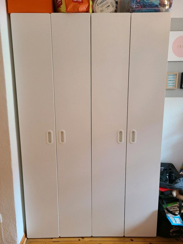 Schrank Kleiderschrank IKEA weiß 120 breit (2*60) in Nordhausen