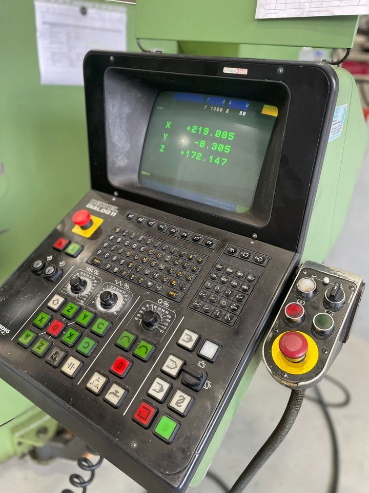 Deckel FP3NC CNC Fräsmaschine FP3 DIALOG11 Bearbeitungszentrum in Eislingen (Fils)