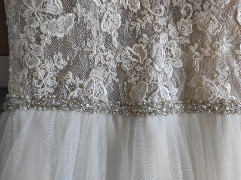 Hochzeitskleid Brautkleid | 38/40 ǀ Neupreis 1250€ | Tattoospitze in Kempten