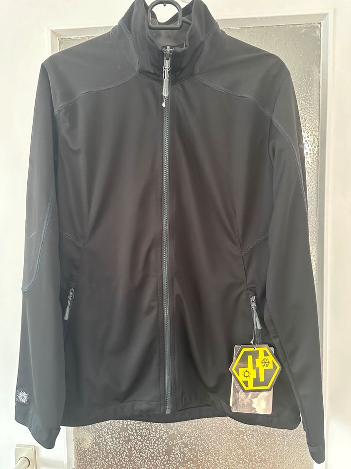 *NEU* Damen Salewa Fliesjacke in München