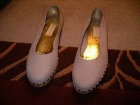 Flacher Sommerschuh in beige mit goldener Sohle,Gr.41,Neu Berlin - Charlottenburg Vorschau