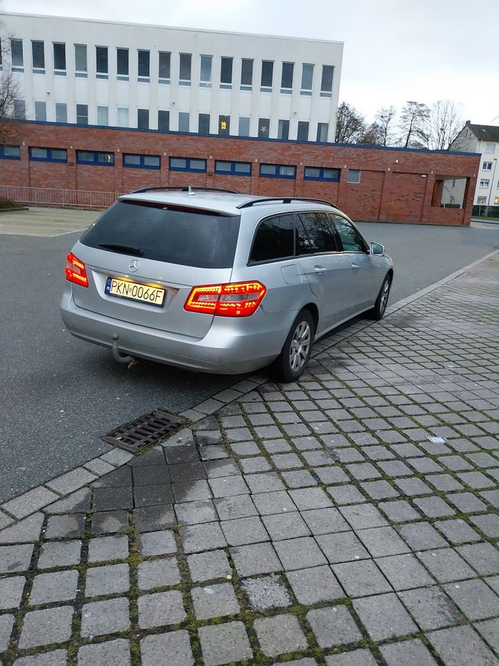 Mercedes Benz 220D in Essen