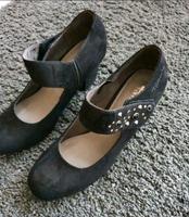 Tamaris Pumps mit Riemchen schwarz Größe 37 Hessen - Fulda Vorschau
