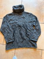 Schöner Strickpulli mit Lederbändern als Schmuck Sachsen - Mittelbach Vorschau
