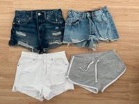 32 tlg.Kleidungspaket,Mädchen/Damen,Gr.xs,Kleid,Rock,Shirt,Hosen Sachsen-Anhalt - Halle Vorschau