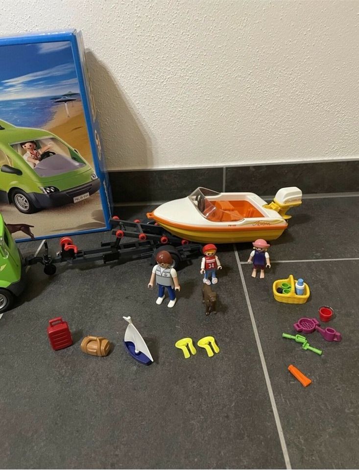 Playmobil Family Fun/Family Van mit Bootsanhänger 4144 in Bayern -  Wackersdorf | Playmobil günstig kaufen, gebraucht oder neu | eBay  Kleinanzeigen ist jetzt Kleinanzeigen