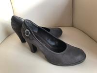 Damenschuhe Pumps, Tamaris, braun, Gr. 37 -sehr gut erhalten Bayern - Memmingen Vorschau