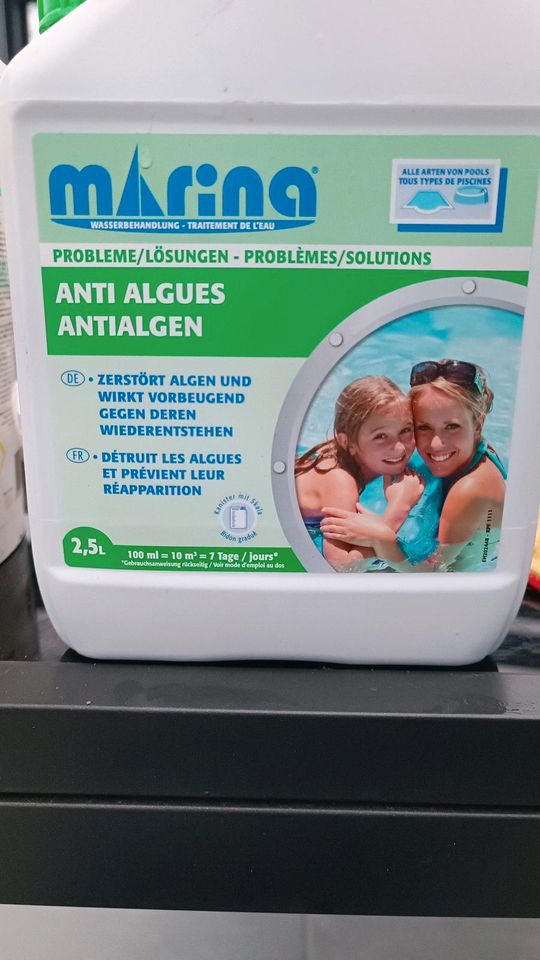 2,5l Antialgen von Marina  für den Pool in Overath