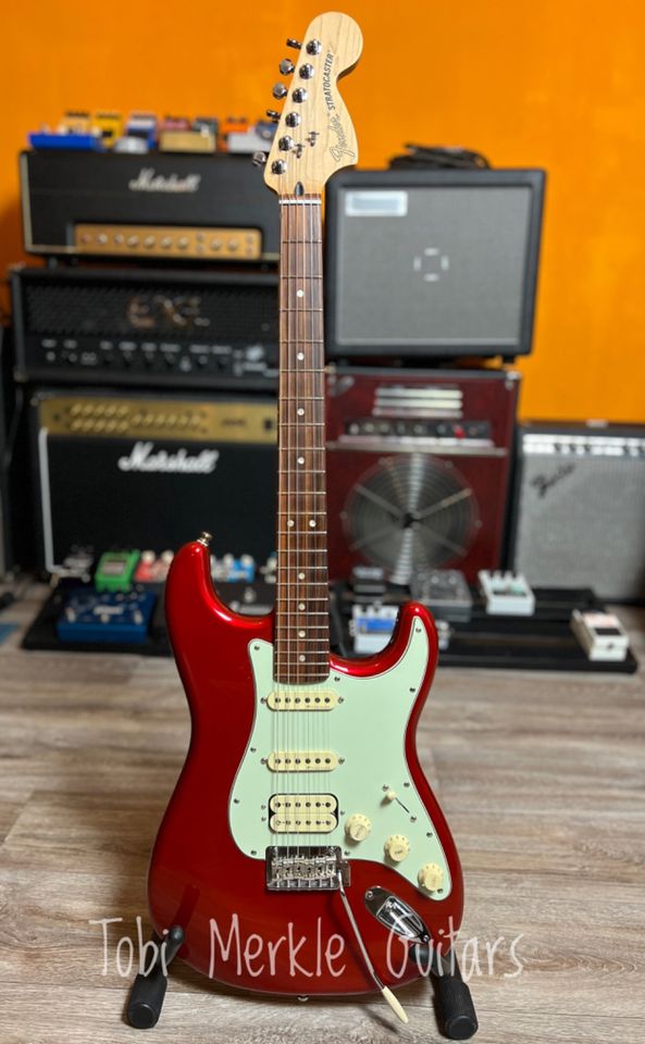 Fender Deluxe Stratocaster PF CAR HSS 2021 in Weissach