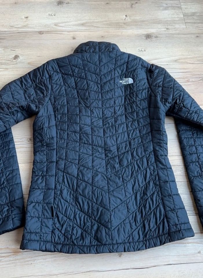 Steppjacke von The North Face - wie neu - Größe s in Freital