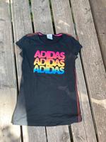 Adidas T-Shirt schwarz Gr. 40 Bayern - Geretsried Vorschau