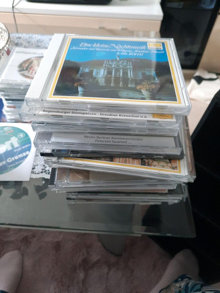 Bitte 30 cds und 10 doppel CDs mit 5Stück in Koblenz