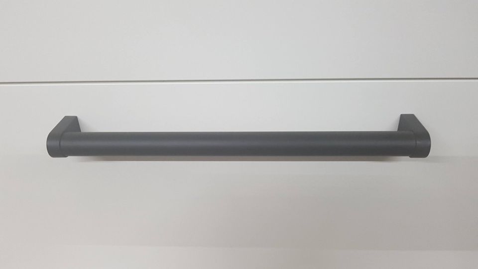 5 x KÜCHEN GRIFFE LANG NR. 788 Schwarz matt MÖBEL NEU + OVP in