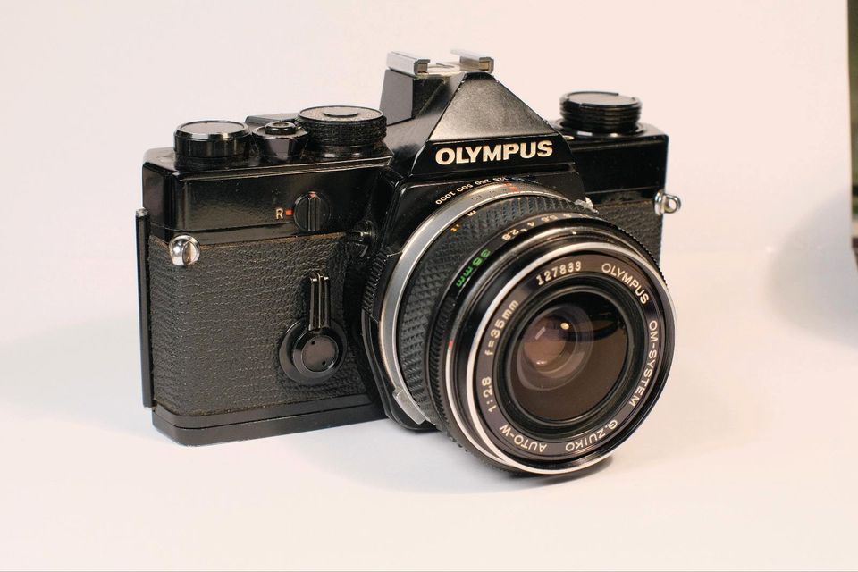 Olympus OM-1 schwarz/black body, guter Zustand in Potsdam