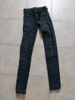 schwarze Jeanshose Tally Weijl  Gr.32 Bayern - Teugn Vorschau