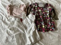Kleidungspaket Baby: Kleidchen, Bluse, Pullover, 68 Frankfurt am Main - Oberrad Vorschau