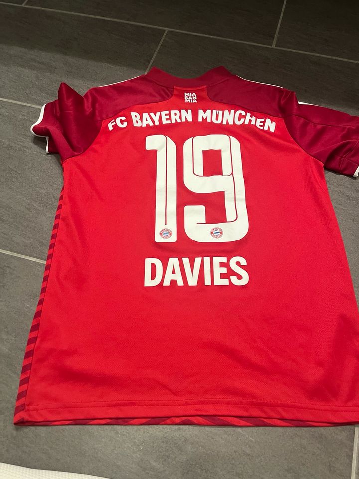 FC Bayern Trikot Saison 2020/2021 Davies Gr. 164 in Notzingen