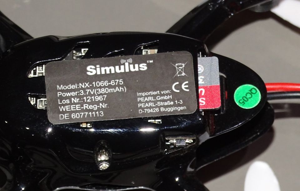 Drohne Simulus Modell NX 1066 675 HD-Kamera in Stutzenklinge