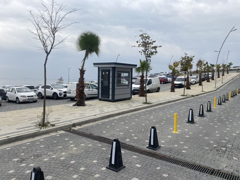 Pförtnerhaus | Wachhaus | Verkaufsmobil | Mobile Verkaufsstände | Verkaufspavillion | Kioskkabine | Kassenhaus | Mobiler Kiosk | Mobiler Marktstand | Verkaufsstand | Barrierefrei | Mobile Toilette in Stuttgart