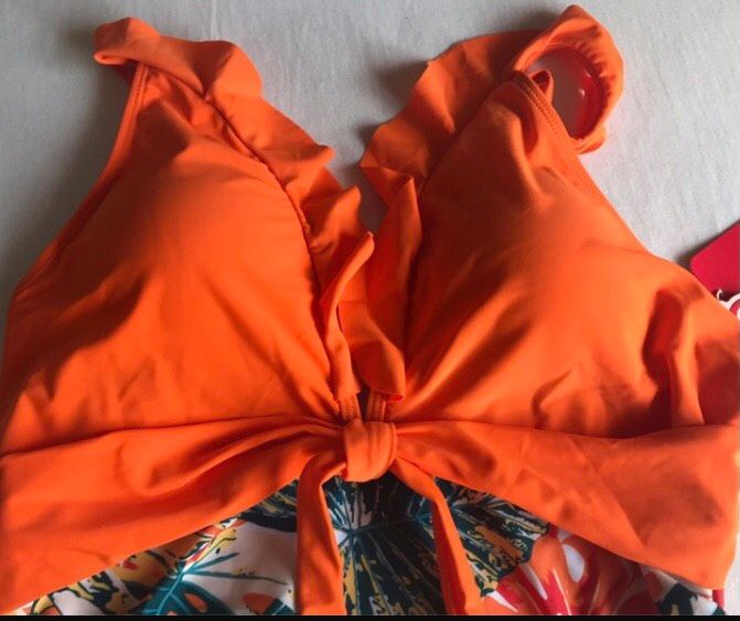 Toller Badeanzug in orange mit buntem Tropenmuster, Gr. XL - NEU in Schöllkrippen