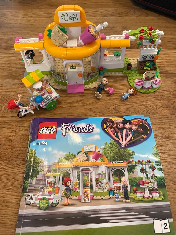 Lego friends Sammlung Pandahaus Baumhaus Krankenhaus Cafe in Bremen