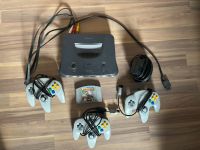 Nintendo 64 N64 mit Mario Kart und 3 Controllern Niedersachsen - Pattensen Vorschau