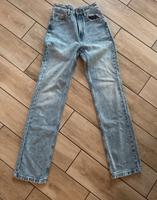 Stradivarius Jeans gr.32 Niedersachsen - Gifhorn Vorschau