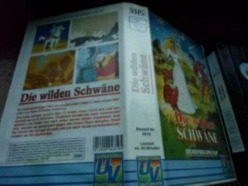 VHS Video -Trickfilm Die wilden Schwäne in Schmölln