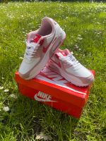 Nike Air Maxx rosa weiß Hessen - Darmstadt Vorschau